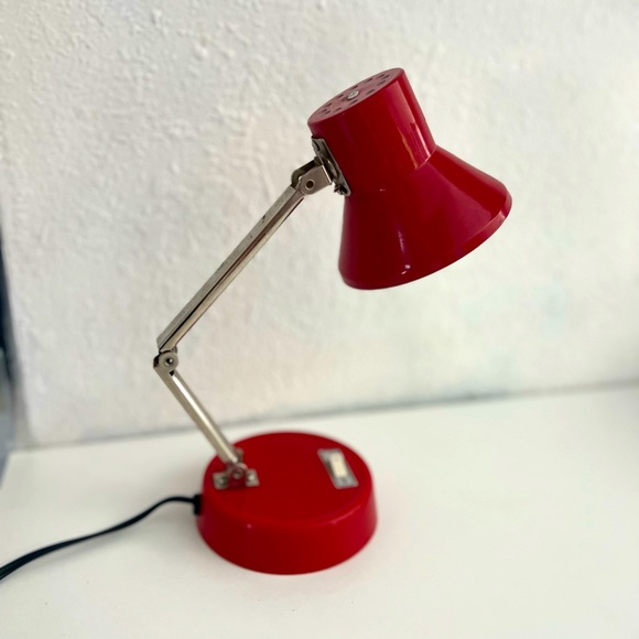 vintage MCM red articulated lamp table desk underwriter laboratories adjustable - Picture 1 of 9